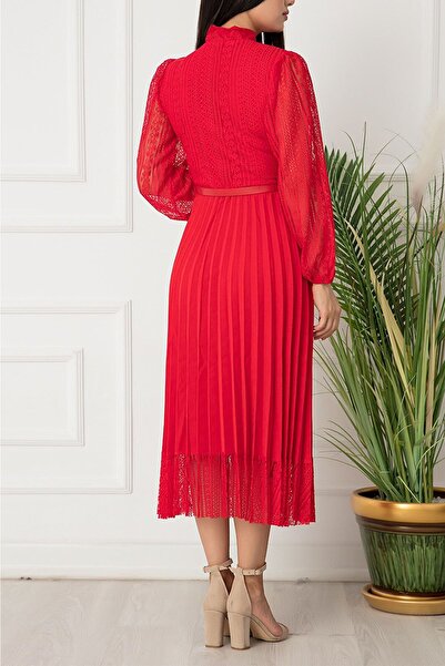 Elbise Delisi Red Halter Neck French Guipure Pleated Evening Dress