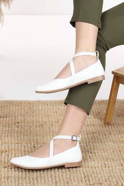 apelles Shoes Daily Women's Cross Belt Ballerinas