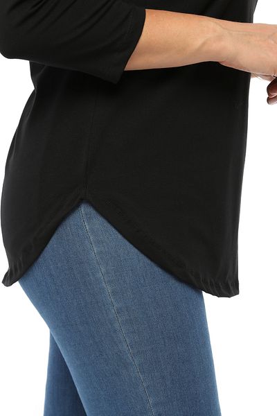 Curvy Trend Plus Size Sun Flower Printed Wide V-Neck Half Sleeve Oval Slit Blouse
