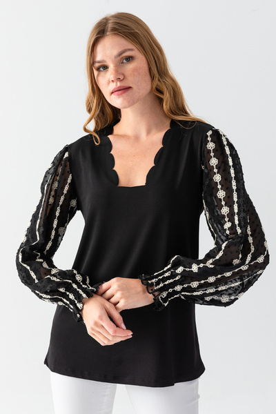 EtkiModa Bluză din jerseu brodat din șifon negru, tăiat cu laser - Femei