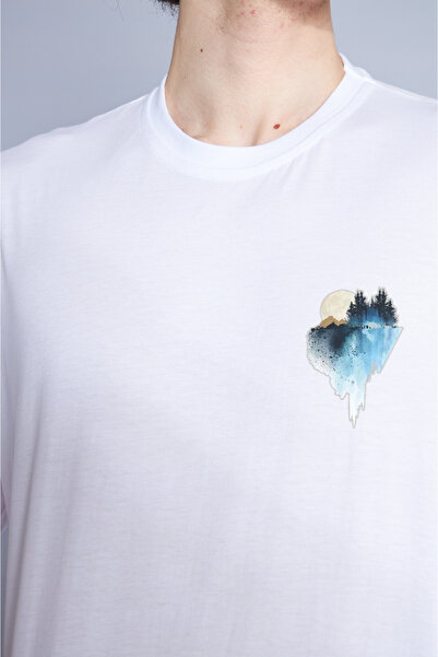ixir Men's White Trees and Mountain Printed Oversize T-Shirt