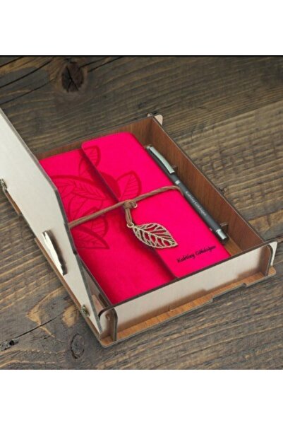 Yaprak Hediyelik Kişiye Özel Isim Baskılı Ahşap Kutulu Defter Kalem Seti