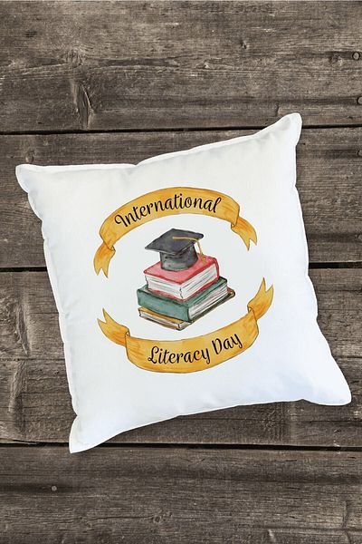 Yaprak Hediyelik World Reading and Writing Day Designed Pillow
