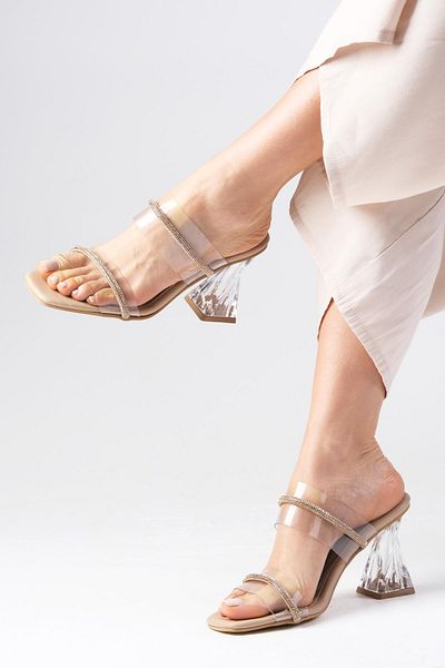 Mio Gusto Latoya Nude Stone Transparente Hausschuhe mit Absatz für Damen
