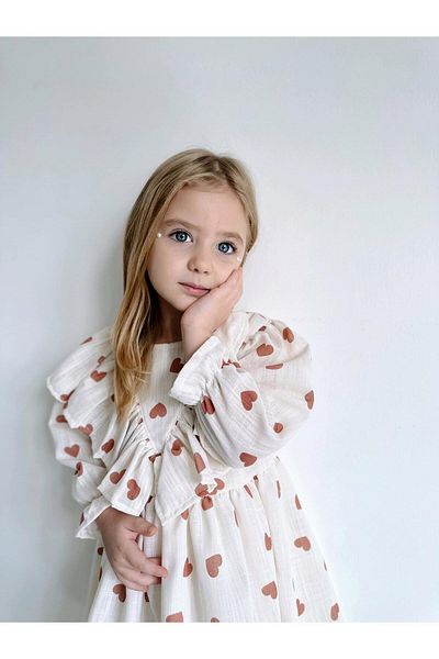 Little Ya Ya Love Φόρεμα από μουσελίνα με λεπτομέρεια βολάν με εμπριμέ καρδιά