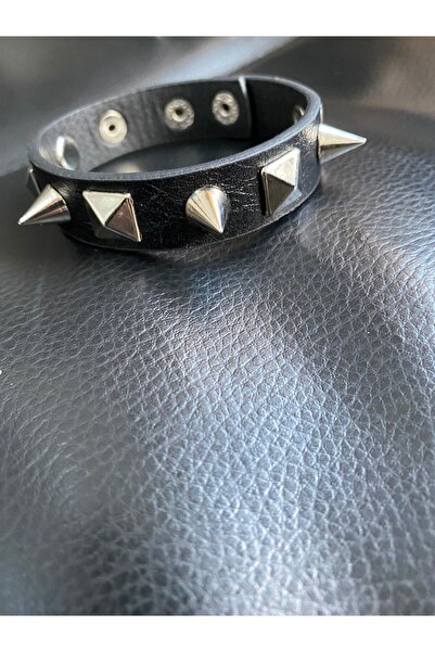 Aksabeltchokers 1.5 Cm Çivi&piramit Bileklik 20.cm