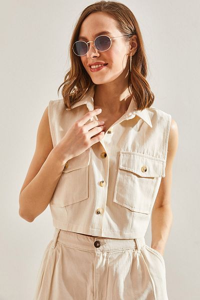 Bianco Lucci Women's Double Pocket Button Crop Vest