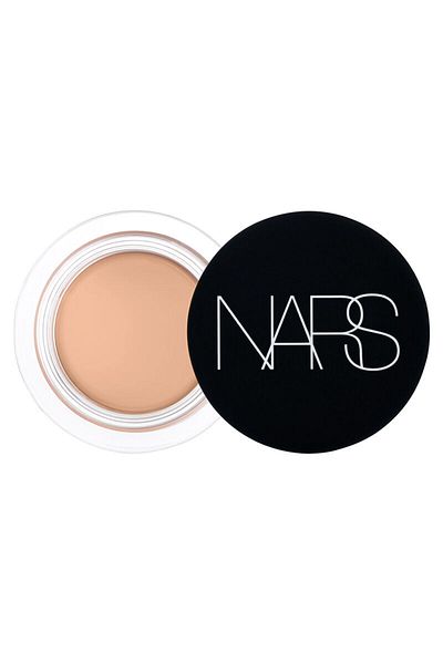 Nars SOFT MATTE COMPLETE-Hyaluronic Acid All-Day Matte Finish Concealer with Vitamin A&C&E