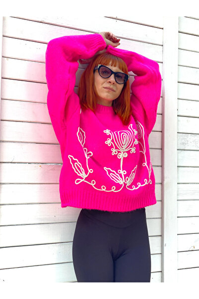 Panku Bizu Design Store Fushia Flower Çiçek Nakışlı Fuşya Pembe Yumuşacık Kazak