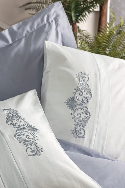 Cotton Box Sada dvou vyšívaných saténových povlaků na přikrývku Biana Grey