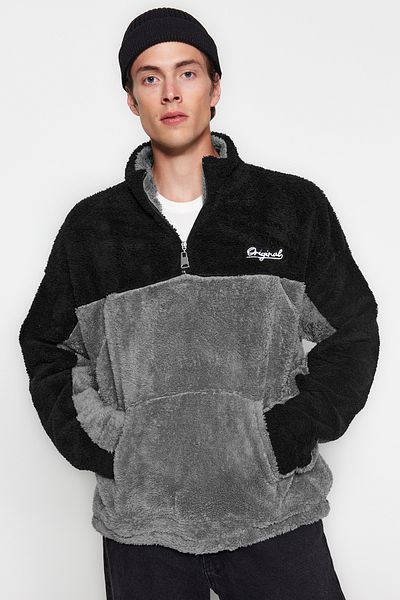Trendyol Collection Schwarzes Plüsch-Sweatshirt in UniSex – Übergröße, Farbblock, warm TMNAW22SW1477