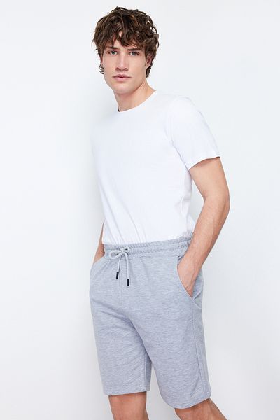 Trendyol Collection Graue Shorts und Bermudas mit normaler Passform TMNSS20SR0068
