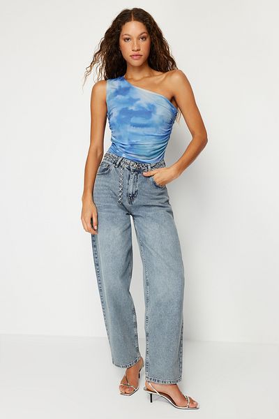 Trendyol Collection Marineblaue, drapierte, detaillierte One-Shoulder-Tüll-Strickbluse mit Stretch-Anteil TWOSS24BZ00311