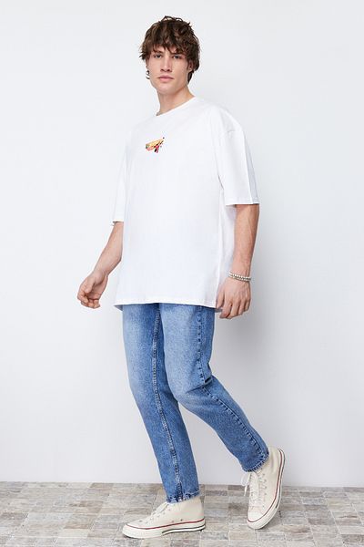 Trendyol Collection Relax Fit Mid Blue Boyfriend-Jeans – 100 % Baumwolle TMNAW21JE0286