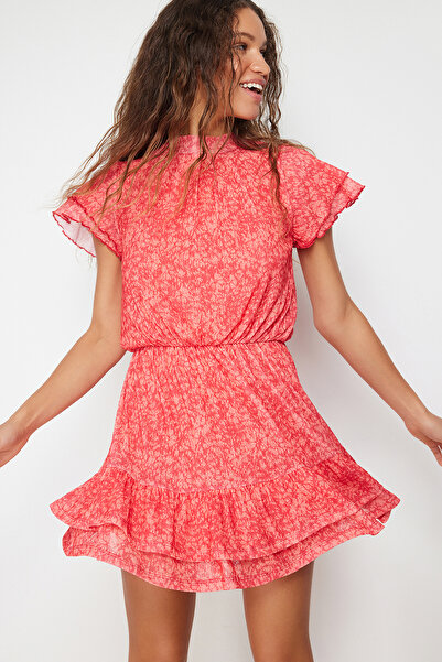 Trendyol Collection Piros texturált szoknya fodros mini rövid ujjú állógallérral, rugalmas kötött miniruha TWOSS24EL00485