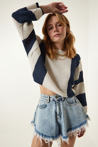 Happiness İstanbul Cremefarbener, marineblauer gestreifter Saison-Strickpullover für Damen MC00254