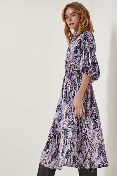 Happiness İstanbul Stilvolles Kleid mit lila gemusterter Satinoberfläche für Damen RG00002