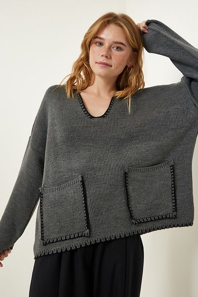 Happiness İstanbul Women's Anthracite Stitch Detailed Pocket Knit Sweater PF00047