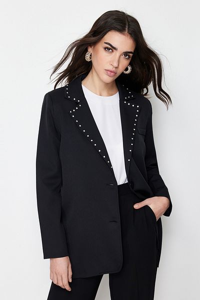 Trendyol Modest Schwarze, gewebte Jacke mit Kragen und Steindetails TCTSS24CK00004