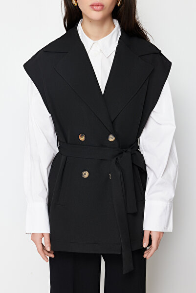 Trendyol Modest Λεπτομερές υφαντό γιλέκο μαύρης ζώνης TCTSS24YL00004