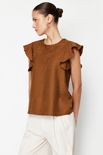 Trendyol Collection Hnědá krajková tkaná halenka TWOSS21BZ1300