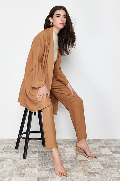 Trendyol Modest Bézs nagyméretű kimonó és nadrág szett - TCTSS24US00045