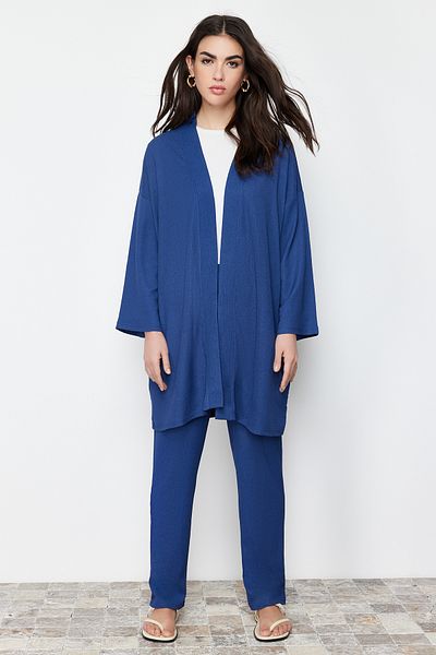 Trendyol Modest طقم كيمونو وبنطلون أزرق محبوك كبير الحجم - مزخرف/مختلط TCTSS24US00045