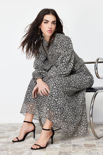 Trendyol Modest Rochie țesută cu detaliu cu volane, căptușită neagră, cu talie florală TCTSS24EB00068