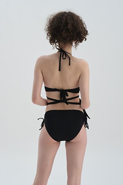 Dagi Černý horní díl bikin s maximálním zotavením