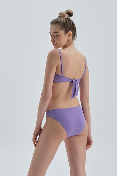 Dagi Lila Bikinihose mit normaler Taille