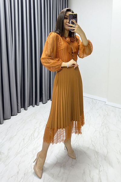 Elbise Delisi Tan Halter Neck French Guipure Pleated Evening Dress