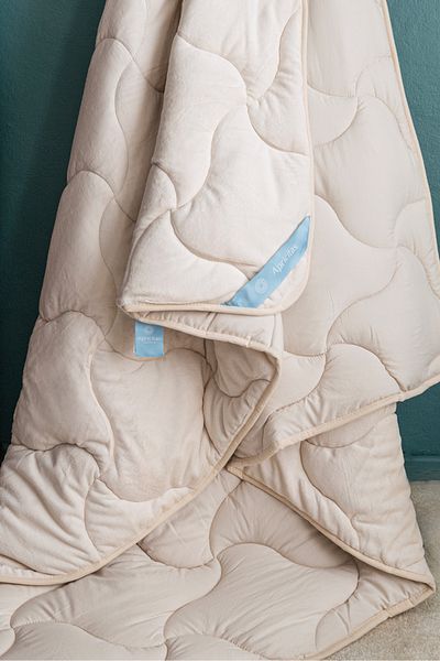 Apricitas HOME Milky Touch Double Wellsoft Quilt Beige