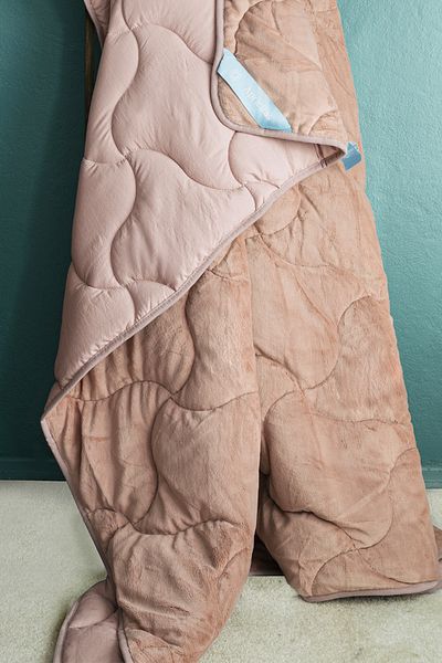 Apricitas HOME Milky Touch Double Wellsoft Quilt Oldrose