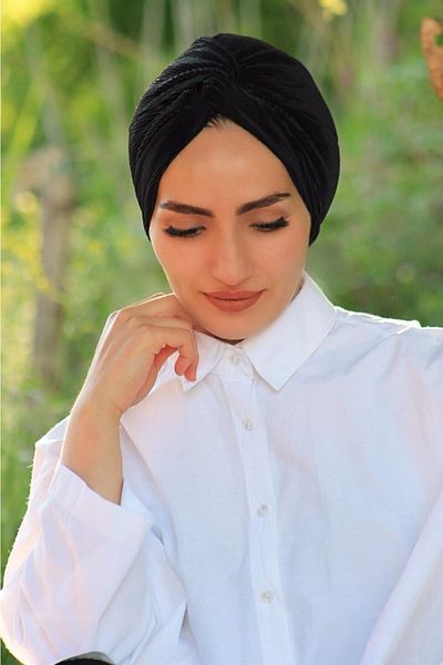 tessetür Bone diyarı Șapcă plisată Ready Knot Neagră