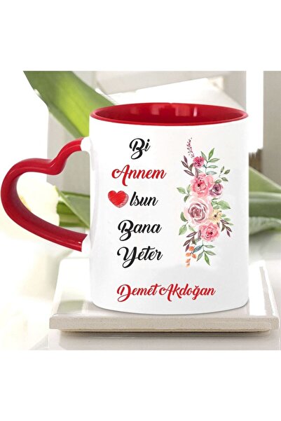 Yaprak Hediyelik Anneler Gününe Özel Kişiye Özel Isim Baskılı Kalpli Kupa