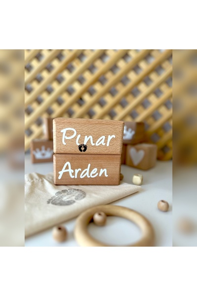 mogokids İsimli bebek anı küpü tekli set beyaz