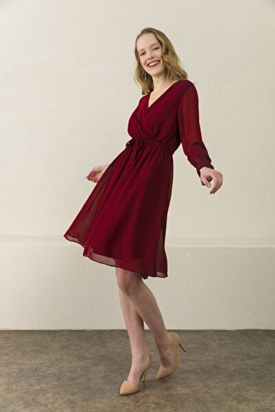 zks grup tekstil Φόρεμα σιφόν με διπλό στήθος μπορντό με κοντή γραμμή