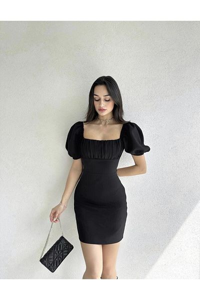 Afiş Butik Černé nízké šaty s melounovými rukávy