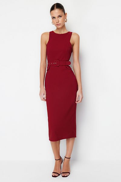Trendyol Collection Burgunderrotes ärmelloses Midikleid – mit Gürtel und eng anliegendem Bleistiftrock aus Webstoff TWOSS24EL00514