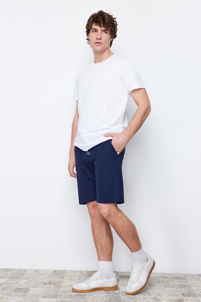 Trendyol Collection Námořnické modré šortky a Bermudy s pravidelným střihem - Tmnss20Sr0169