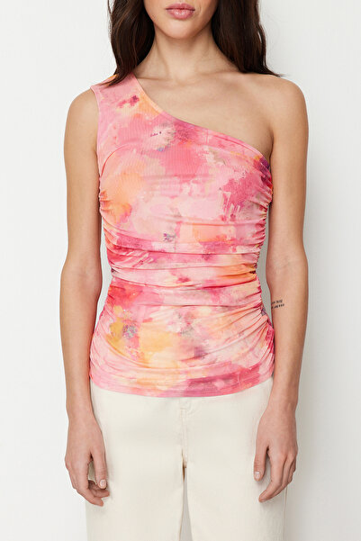 Trendyol Collection Bluză tricotată elastică din tul, cu un singur umăr, cu drapaj roz TWOSS24BZ00311