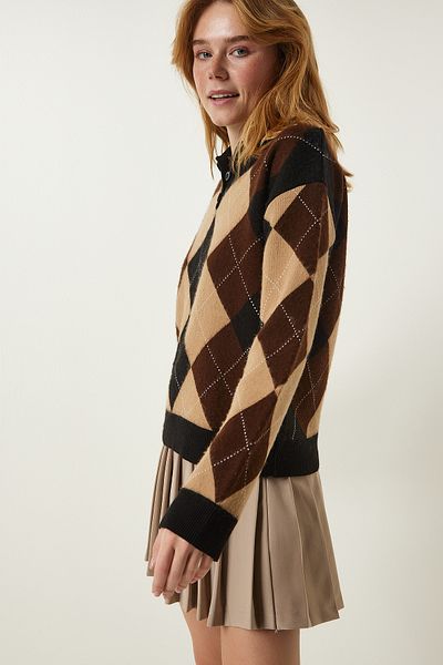 Happiness İstanbul Woman's Black Biscuit Polo Collar Baklava Patterned Knit Sweater FN03168