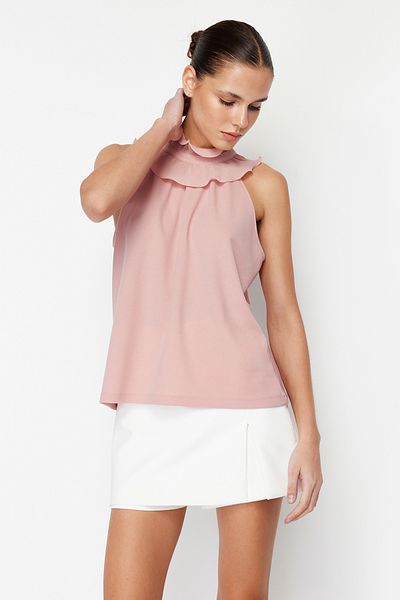 Trendyol Collection Rosa Kragen-detaillierte Smart-Crêpe-Strickbluse TWOSS23BZ00932