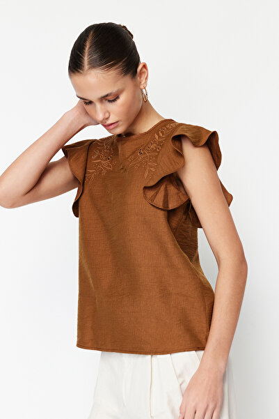 Trendyol Collection Hnědá krajková tkaná halenka TWOSS21BZ1300