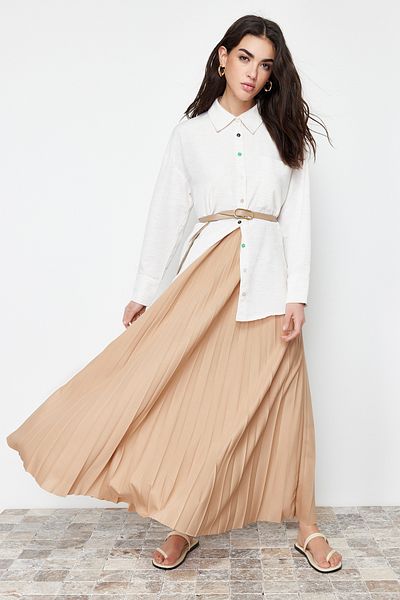 Trendyol Modest Beiger langer Strick-Plissee-Rock - TCTSS24EE00005