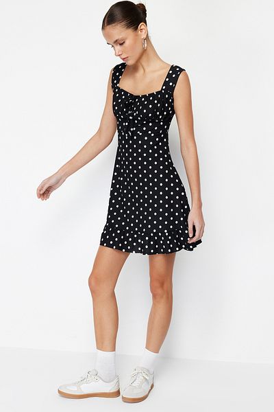Trendyol Collection Černé*001 minišaty pletené A-Line s čtvercovým výstřihem TWOSS23EL00348
