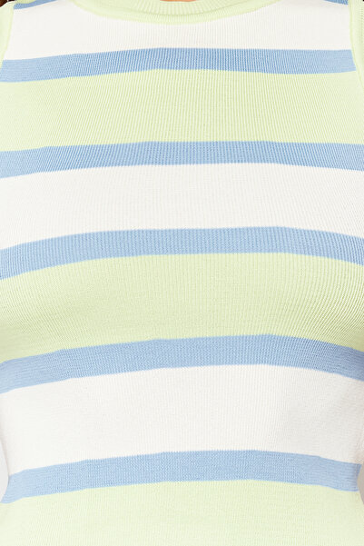 Trendyol Collection Green Knitwear Thin Blouse Twoss22Bz1170