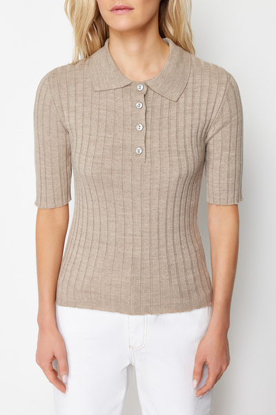 Trendyol Collection Μπλουζάκι με λαιμόκοψη βασικού πόλο βιζόν Look Thin Μπλούζα TWOSS20BZ0112