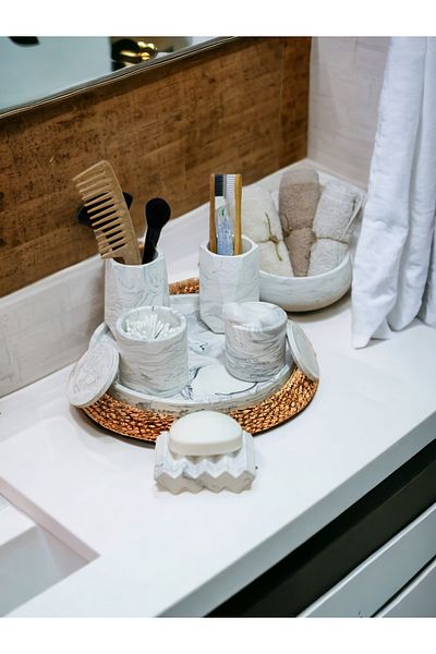 Trust Stone Σετ μπάνιου από σκυρόδεμα Marble Series με δίσκο, βαμβακερή πετσέτα, σετ πετσετοθήκης και σαπουνιού