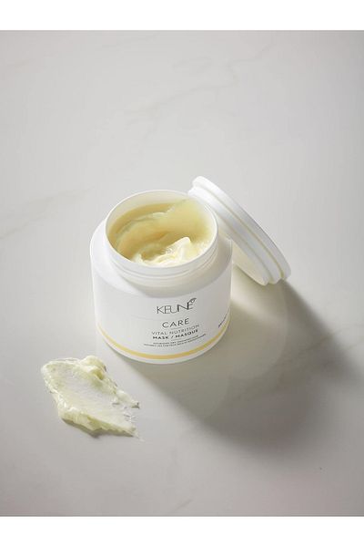Keune Vital Nutrition Nourishing-Renewing Hair Care Mask for Dry and Damaged Hair 200 mlSED46